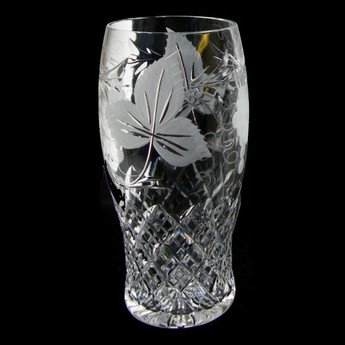 1 Pint Beer Glass Grapevine