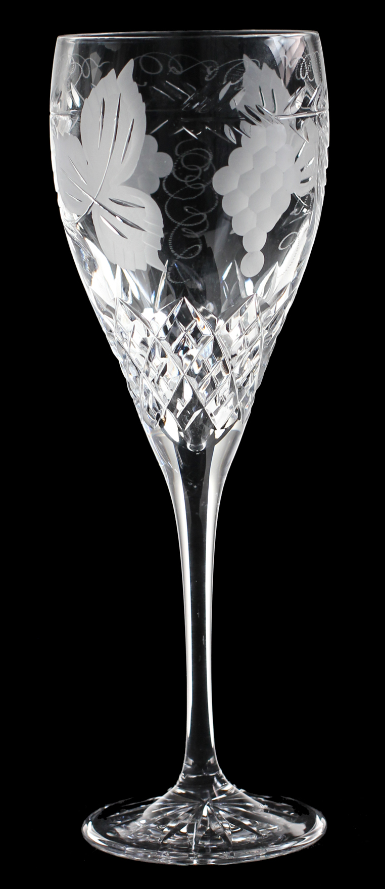 Crystal Large Wine Glass in Grapevine cut