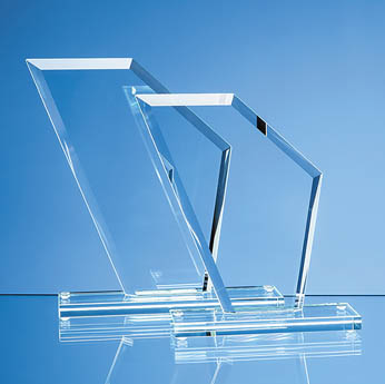 21cm-x-18cm-x-1cm-jade-glass-facet-wing-award